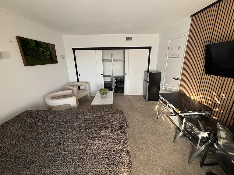Celeste Ave — Photo 4