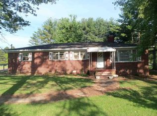 113 Splawn Rd, Chesnee, SC 29323