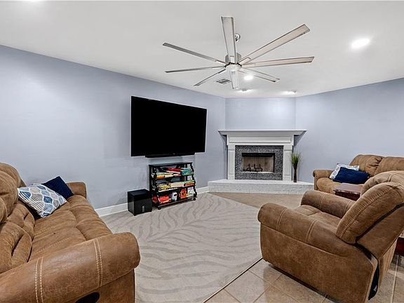 4th image of 110 Ormond Village Dr