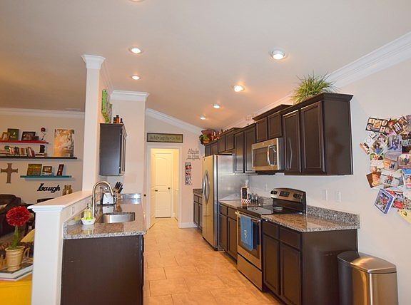 4th image of 6104 King Kelly Ct