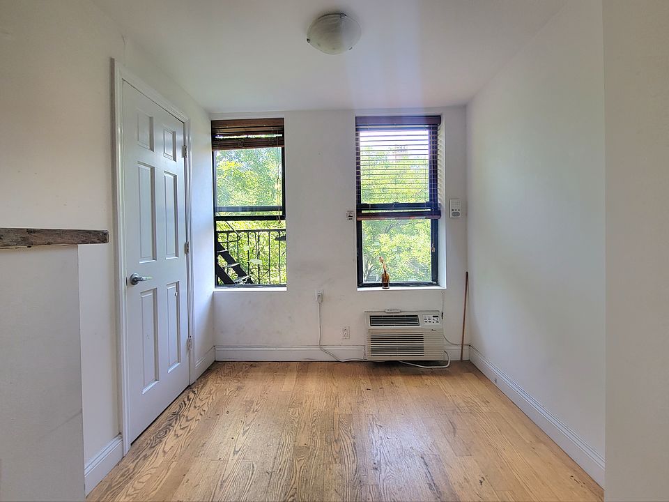 2nd image of 225 E 5th St APT 4D
