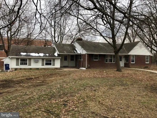 107 S Boulevard Ave, Maple Shade, NJ 08052