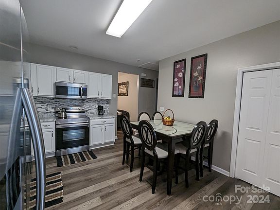5th image of 7120 Somerset Springs Dr #B