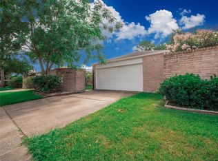 9411 Clipperwood Pl, Houston, TX 77083