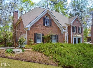 9450 Mistwater Close, Roswell, GA 30076