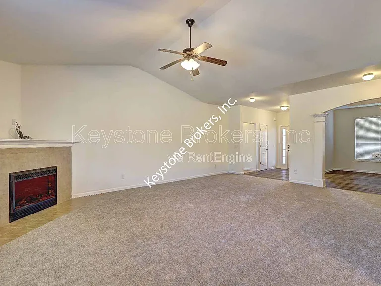 110 Sea Oaks Ct — Photo 4