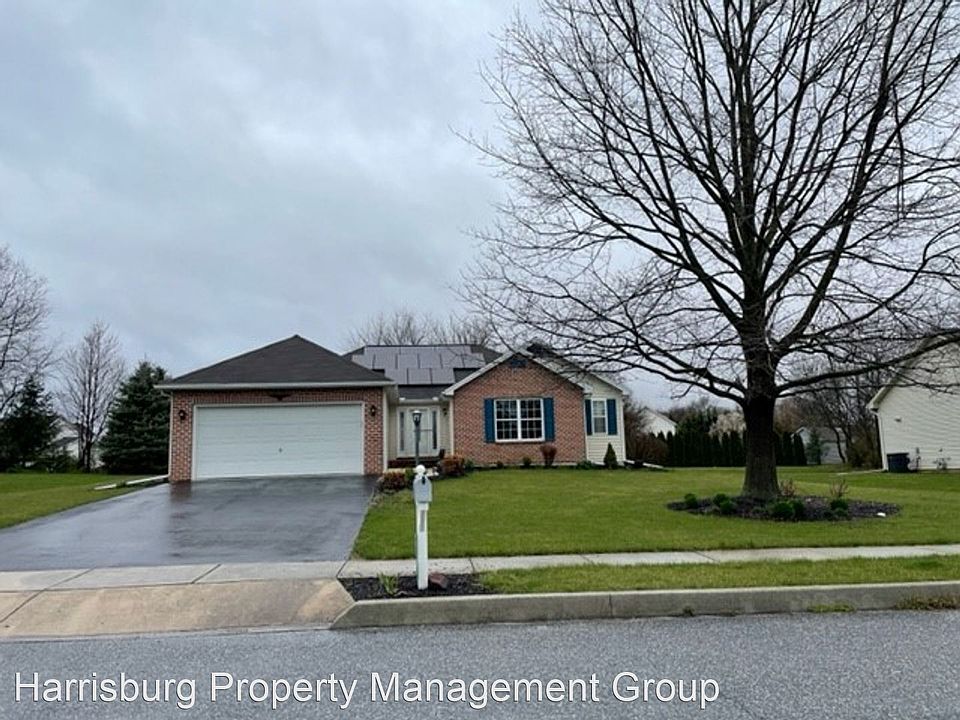 1st image of 4 Arlington Dr