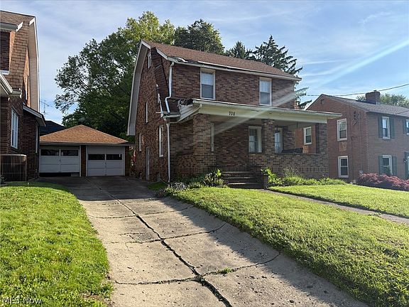 4th image of 708 E Bowman St