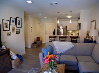 320 Maverick St UNIT 308, East Boston, MA 02128