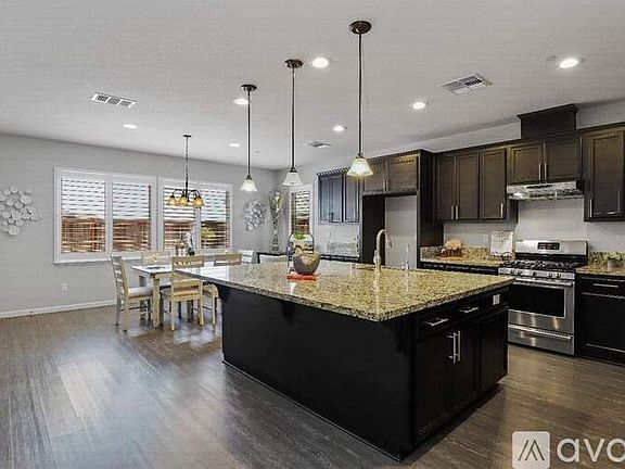 2nd image of 948 River Bend Dr