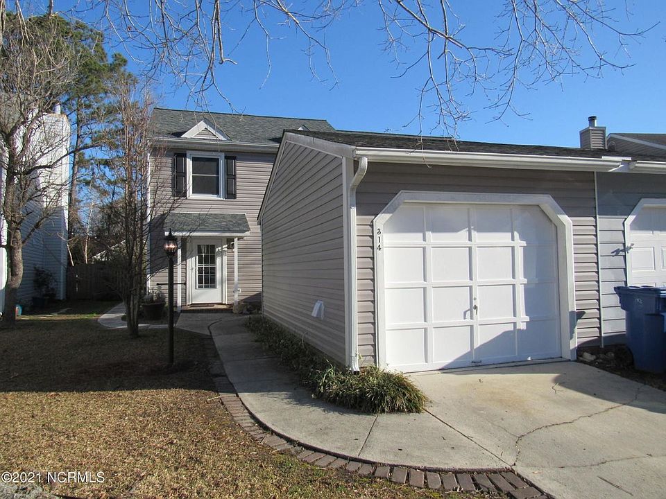 1st image of 314 Bracken Pl