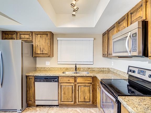 5th image of 10612 N 53rd Cir