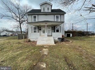 24 Harrison Ave N, Middle River, MD 21220