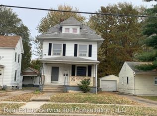 1426 N 11th St APT 2, Springfield, IL 62702