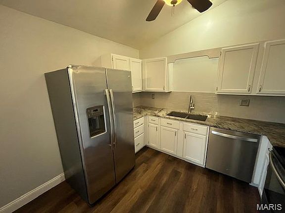 3rd image of 720 Tobermory Ct