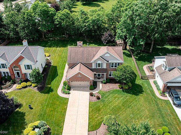 2nd image of 19363 Blue Spruce Dr