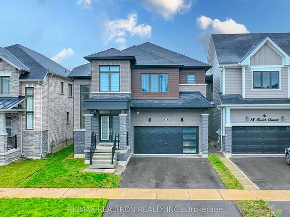 2nd image of 20 Hawick Cres