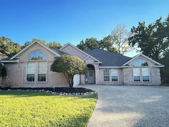 6218 Brenhaven Rd, Arlington, TX 76017