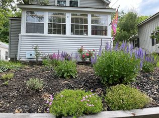 71 Washington St, Greenfield, MA 01301