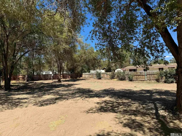 5210 Carol Dr, Sun Valley, NV 89433