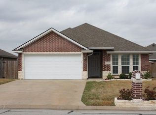 119 Karten Ln, College Station, TX 77845
