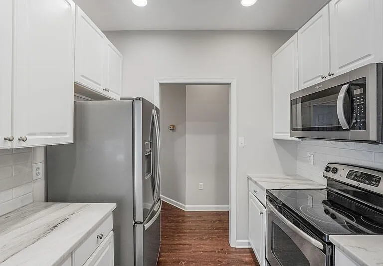 2408 Ruffin Dr — Photo 12