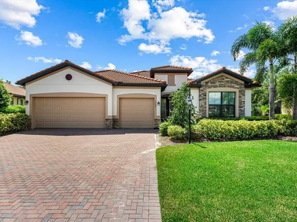 9730 Carnoustie Pl, Bradenton, FL 34211