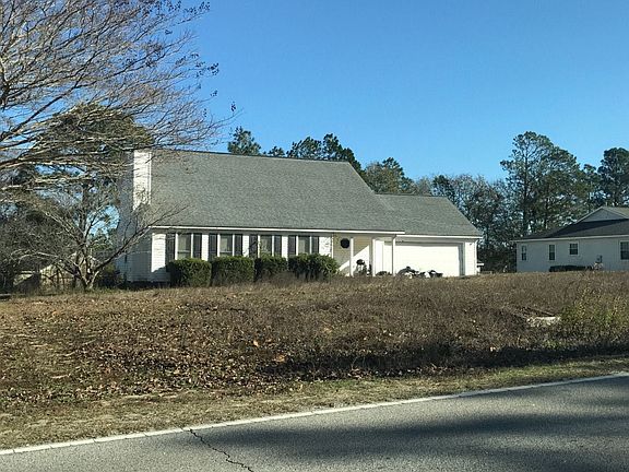3rd image of 572 Cherokee Dr