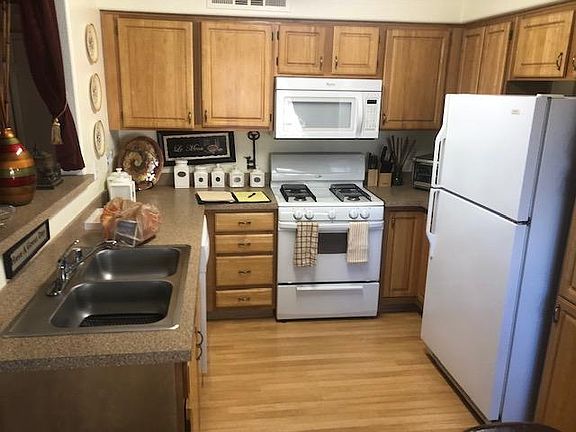 5th image of 5710 E Tropicana Ave Unit 1010