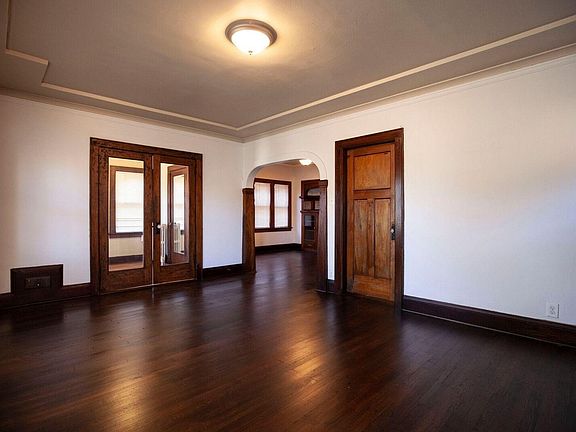 Dining Rm