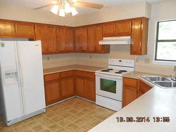 2nd image of 18 Cumbrian Dr