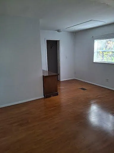 9723 Tom St — Photo 2
