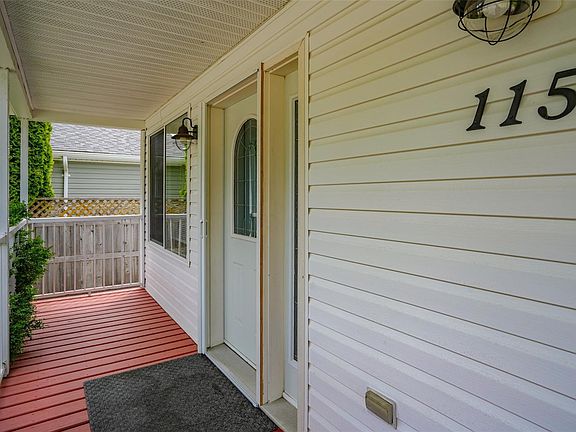 3rd image of 5555 Grandview Rd #115