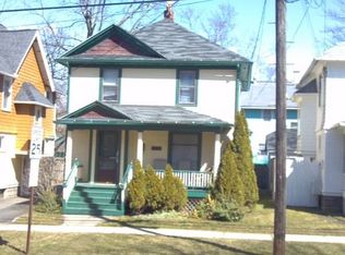 1317 Merrill St, Kalamazoo, MI 49008