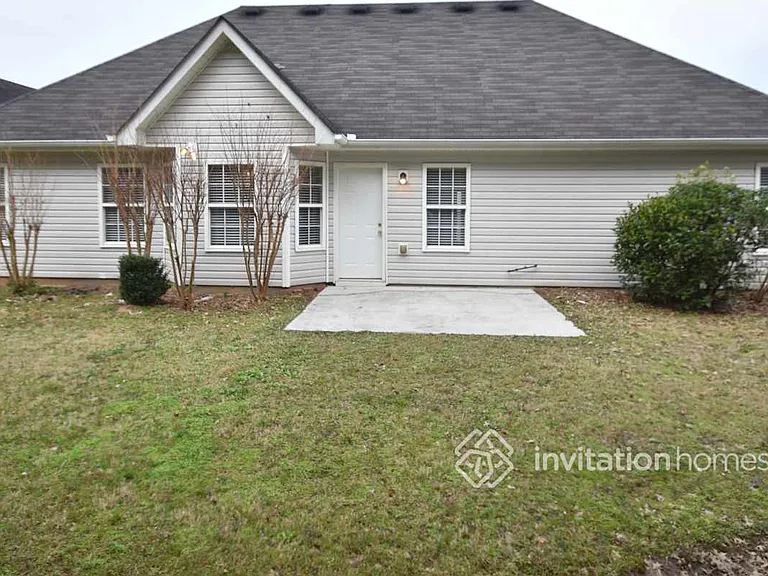 1346 Haynes Trace Ct — Photo 7