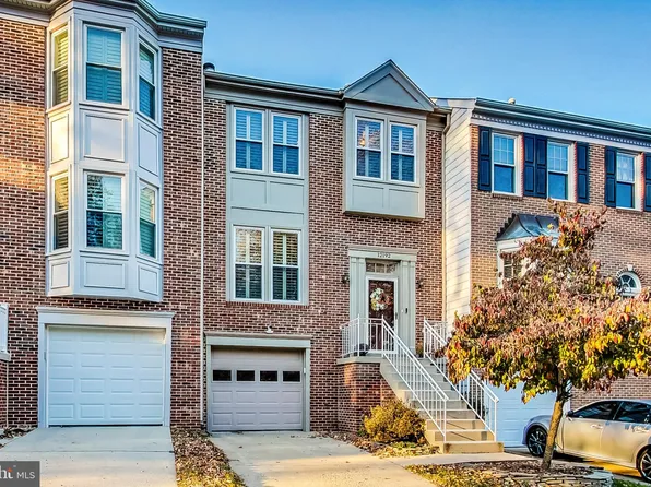 12192 Derriford Ct, Woodbridge, VA 22192
