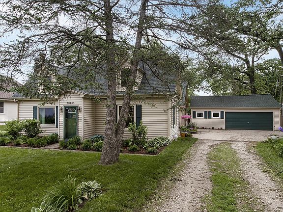 2nd image of 26185 N Acorn Ln