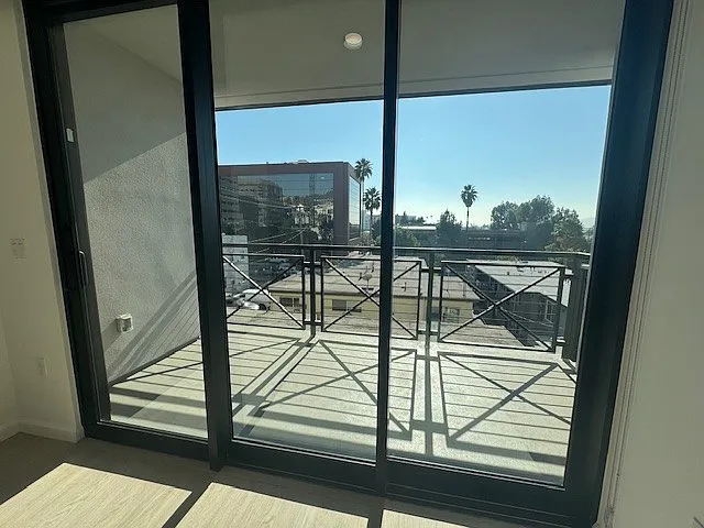 Doran Residences LLC — Photo 32