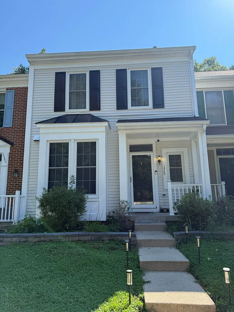 12369 Manchester Way — Photo 1