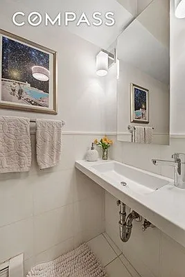 Sold by Compass | media 7
