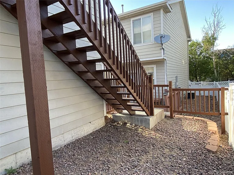 2119 Falkirk Dr #B — Photo 3