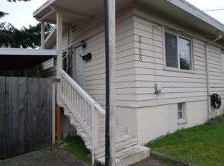 2708 NE 6th Pl, Renton, WA 98056