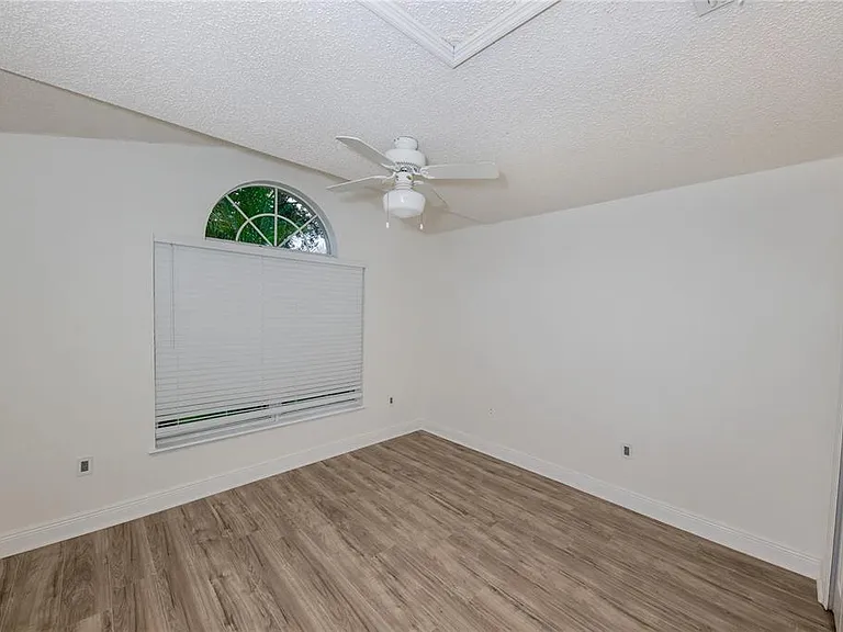 16686 Corner Cove Way — Photo 21