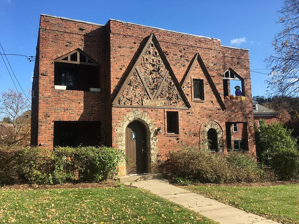 20 Bell Ave