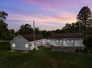 17982 Eight Mile Rd, Stanwood, MI 49346