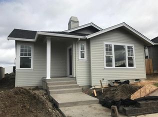 3831 Creek Mont Dr, Medford, OR