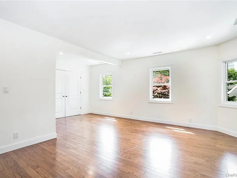 49 Rockledge Ave #2 — Photo 4
