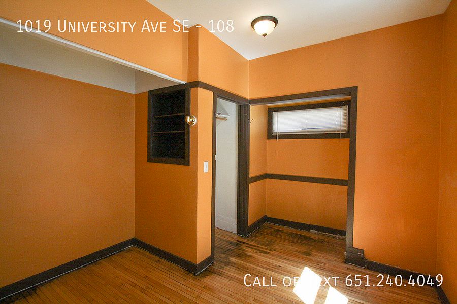 2nd image of 1019 University Ave SE #108
