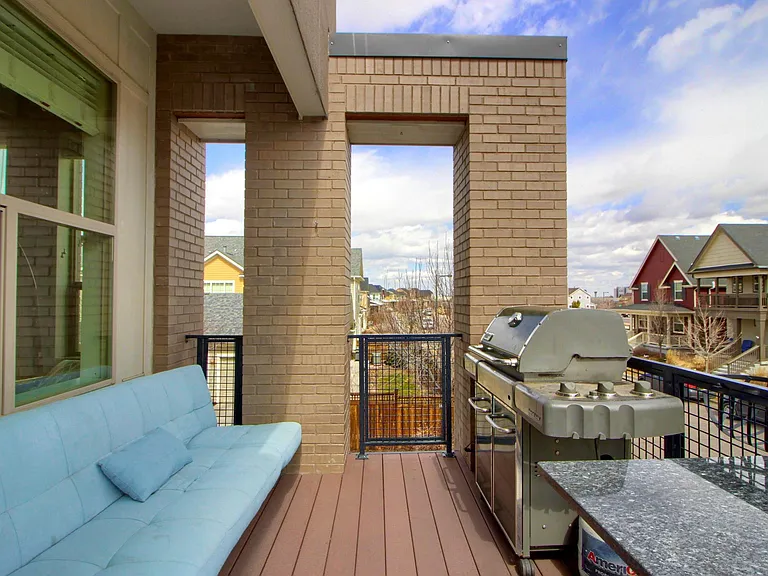 3045 Geneva St — Photo 31