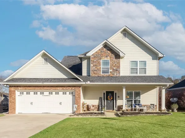 26 Maggy Ct, Phenix City, AL 36867